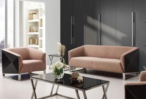Sofá moderno de couro e tecido